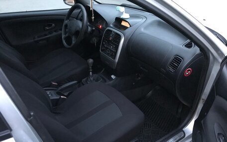 Mitsubishi Carisma I, 2002 год, 280 000 рублей, 8 фотография