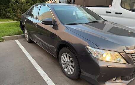 Toyota Camry, 2013 год, 950 000 рублей, 3 фотография