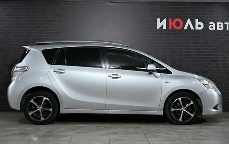 Toyota Verso I, 2010 год, 1 290 000 рублей, 8 фотография