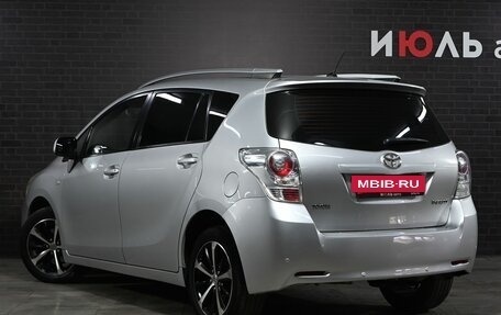 Toyota Verso I, 2010 год, 1 290 000 рублей, 4 фотография