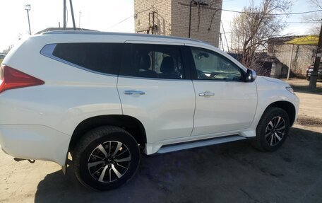Mitsubishi Pajero Sport III рестайлинг, 2016 год, 3 000 000 рублей, 9 фотография