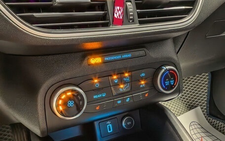 Ford Focus IV, 2018 год, 1 169 000 рублей, 15 фотография