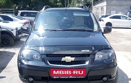Chevrolet Niva I рестайлинг, 2018 год, 800 000 рублей, 2 фотография