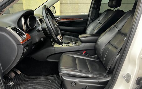 Jeep Grand Cherokee, 2011 год, 1 379 000 рублей, 12 фотография