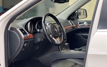 Jeep Grand Cherokee, 2011 год, 1 379 000 рублей, 19 фотография