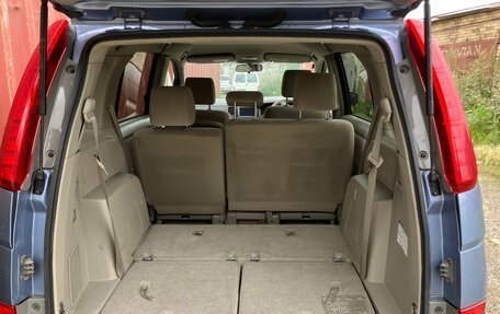 Toyota ISis I, 2009 год, 1 100 000 рублей, 18 фотография