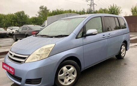 Toyota ISis I, 2009 год, 1 100 000 рублей, 8 фотография