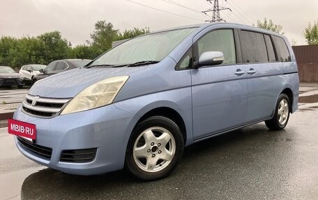 Toyota ISis I, 2009 год, 1 100 000 рублей, 9 фотография