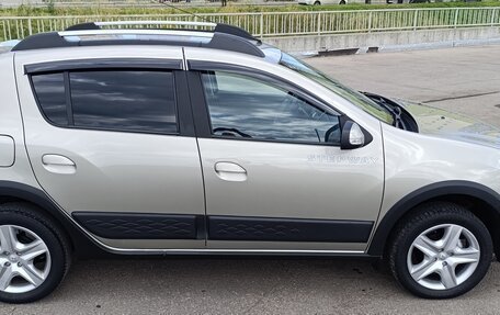 Renault Sandero II рестайлинг, 2018 год, 950 000 рублей, 21 фотография