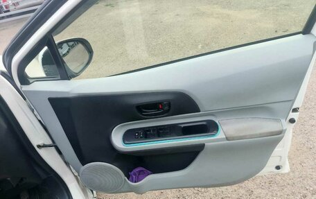 Toyota Aqua I, 2012 год, 795 000 рублей, 10 фотография
