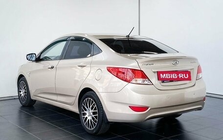 Hyundai Solaris II рестайлинг, 2013 год, 899 000 рублей, 4 фотография