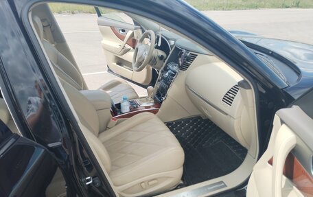 Infiniti QX70, 2017 год, 3 150 000 рублей, 4 фотография