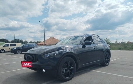 Infiniti QX70, 2017 год, 3 150 000 рублей, 18 фотография
