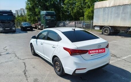 Hyundai Solaris II рестайлинг, 2019 год, 830 000 рублей, 2 фотография