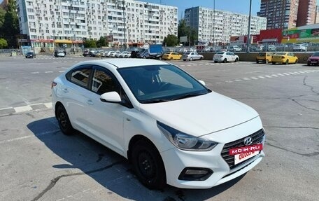 Hyundai Solaris II рестайлинг, 2019 год, 830 000 рублей, 8 фотография