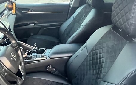 Toyota Camry, 2019 год, 2 490 000 рублей, 12 фотография