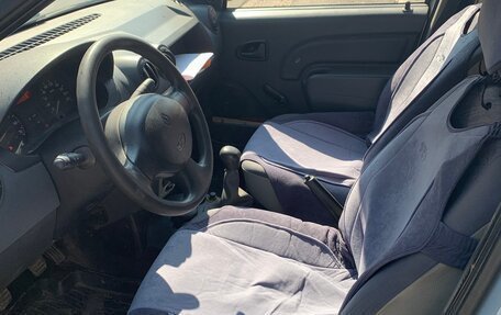 Renault Logan I, 2006 год, 235 000 рублей, 2 фотография