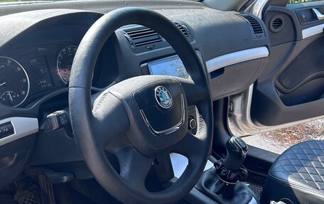 Skoda Octavia, 2011 год, 850 000 рублей, 20 фотография