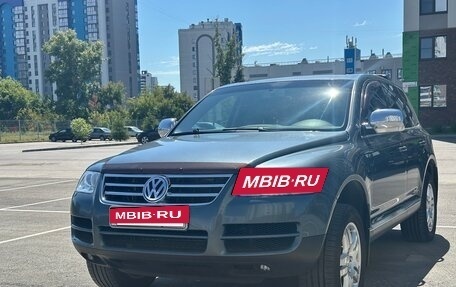 Volkswagen Touareg III, 2004 год, 1 090 000 рублей, 14 фотография