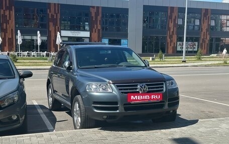 Volkswagen Touareg III, 2004 год, 1 090 000 рублей, 26 фотография