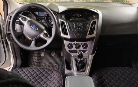 Ford Focus III, 2011 год, 850 000 рублей, 2 фотография