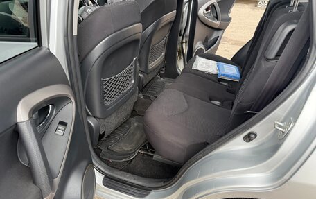 Toyota RAV4, 2006 год, 750 000 рублей, 18 фотография
