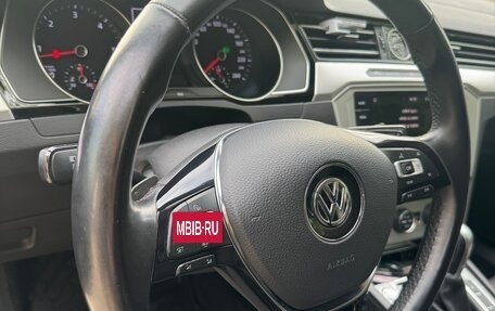 Volkswagen Passat B8 рестайлинг, 2019 год, 1 890 000 рублей, 10 фотография