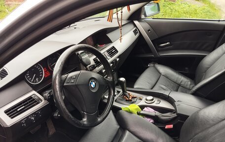 BMW 5 серия, 2005 год, 1 400 000 рублей, 2 фотография