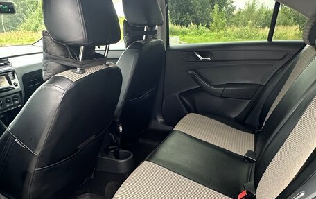 Skoda Rapid I, 2016 год, 1 350 000 рублей, 5 фотография