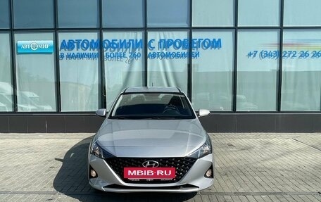 Hyundai Solaris II рестайлинг, 2021 год, 1 540 000 рублей, 8 фотография