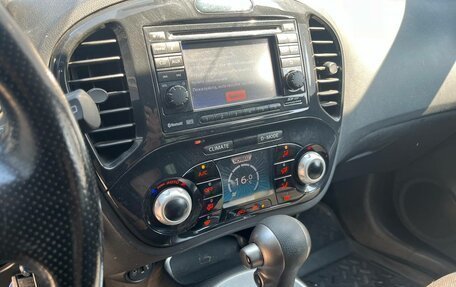 Nissan Juke II, 2012 год, 990 000 рублей, 11 фотография