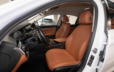 BMW 5 серия, 2020 год, 3 940 000 рублей, 9 фотография