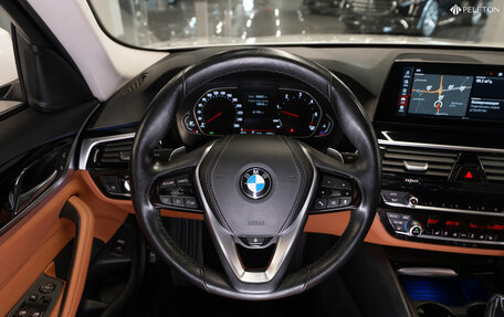 BMW 5 серия, 2020 год, 3 940 000 рублей, 10 фотография