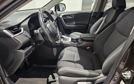 Toyota RAV4, 2020 год, 2 999 000 рублей, 16 фотография