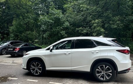 Lexus RX IV рестайлинг, 2021 год, 5 900 000 рублей, 3 фотография