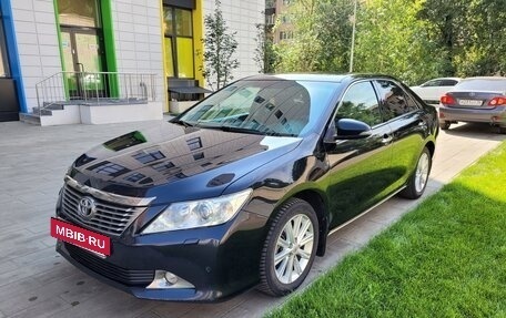 Toyota Camry, 2014 год, 1 850 000 рублей, 3 фотография