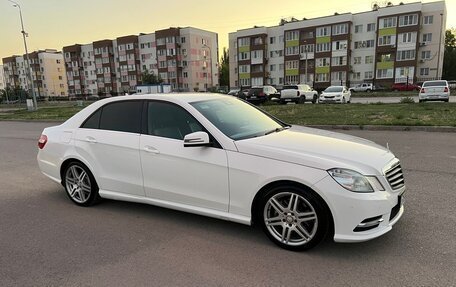 Mercedes-Benz E-Класс, 2012 год, 1 300 000 рублей, 9 фотография