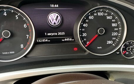 Volkswagen Touareg III, 2015 год, 3 990 000 рублей, 20 фотография