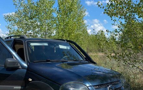 Chevrolet Niva I рестайлинг, 2011 год, 575 000 рублей, 2 фотография