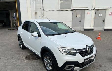 Renault Logan II, 2019 год, 880 000 рублей, 3 фотография