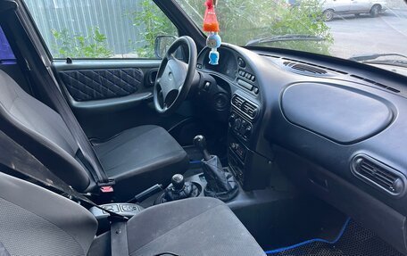 Chevrolet Niva I рестайлинг, 2004 год, 375 000 рублей, 3 фотография