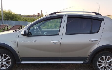 Renault Sandero I, 2013 год, 700 000 рублей, 1 фотография