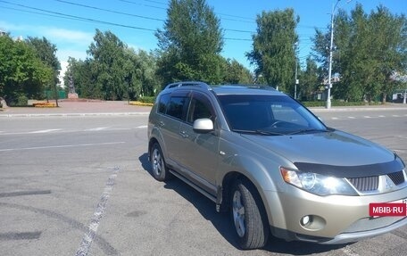 Mitsubishi Outlander III рестайлинг 3, 2007 год, 1 100 000 рублей, 3 фотография