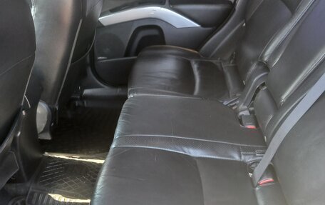 Mitsubishi Outlander III рестайлинг 3, 2007 год, 1 100 000 рублей, 19 фотография