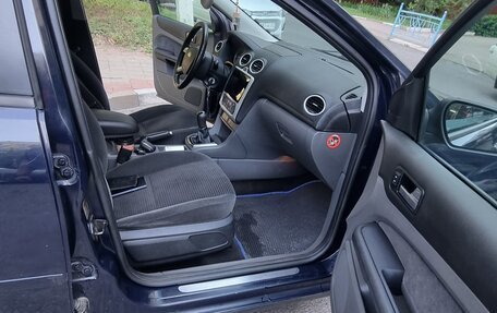 Ford Focus II рестайлинг, 2006 год, 480 000 рублей, 29 фотография