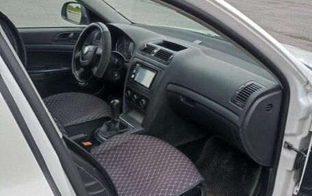 Skoda Octavia, 2012 год, 490 000 рублей, 6 фотография
