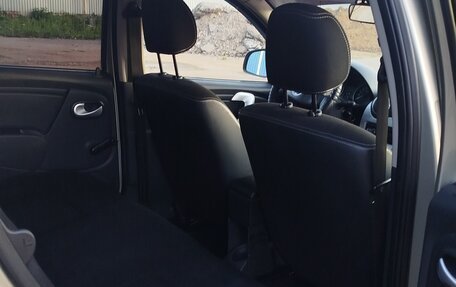 Renault Sandero I, 2013 год, 700 000 рублей, 9 фотография