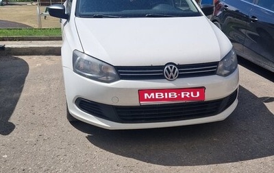 Volkswagen Polo VI (EU Market), 2013 год, 900 000 рублей, 1 фотография