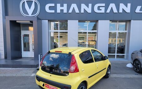 Peugeot 107 I рестайлинг, 2007 год, 256 000 рублей, 3 фотография