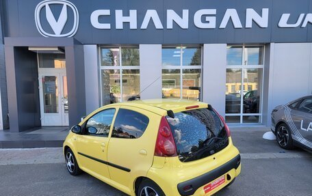 Peugeot 107 I рестайлинг, 2007 год, 256 000 рублей, 4 фотография